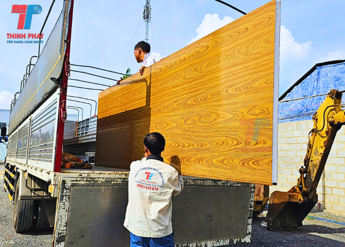 tấm ốp tường panel eps màu vân gỗ sang trọng