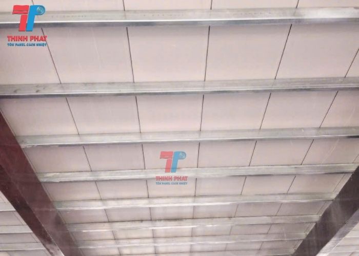 thi công sàn nhựa chịu lực