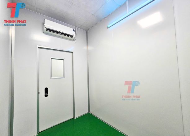 thi công cửa trượt panel