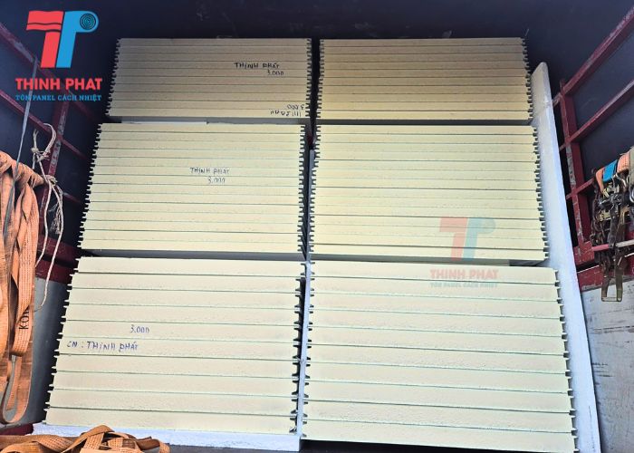 ưu điểm tấm cách nhiệt pu